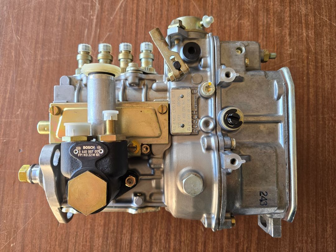 Einspritzpumpe Diesel OM616 Original Neu Mercedes G Klasse W115 W123 W460