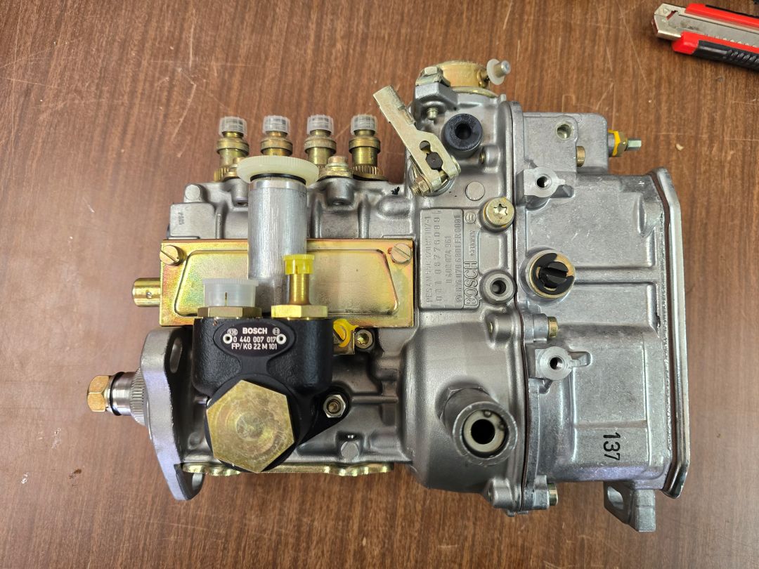 Einspritzpumpe Diesel OM616 Original Neu Mercedes G Klasse W115 W123 W460